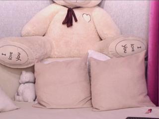 Naomi Bea — Flirt4free recorded stream screenshot (27 Jan 2025)