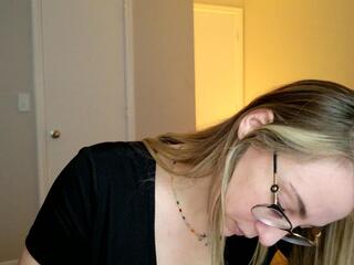 Zoey Evans — Flirt4free recorded stream screenshot (28 Jul 2025)