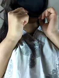 riya190 — Stripchat recorded stream screenshot (31 Jul 2025)