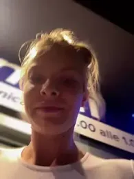 AnastasiaAniess — Stripchat recorded stream screenshot (31 Jul 2025)