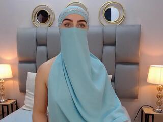 Aliah Manzur — Flirt4free recorded stream screenshot (03 Aug 2025)