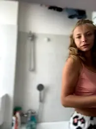 AnastasiaAniess — Stripchat recorded stream screenshot (04 Aug 2025)