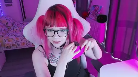Yumi_Youkai — Stripchat recorded stream image, 05.08.2025 04:10
