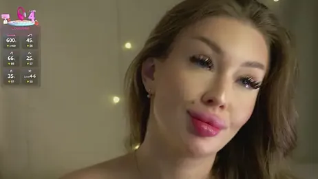 AnnyBangs — Stripchat recorded stream image, 06.08.2025 06:30