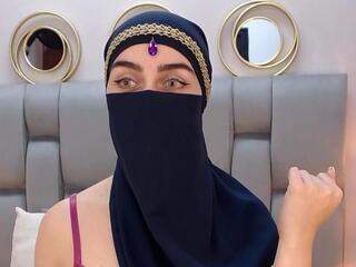 Aliah Manzur — Flirt4free recorded stream screenshot (06 Aug 2025)