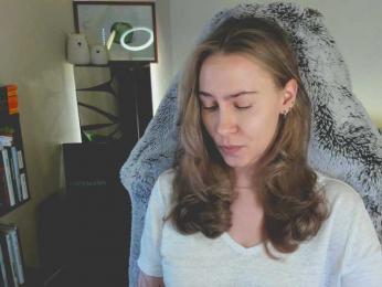 Adamova_Eva — Bongacams recorded stream image, 13.02.2025 19:20