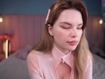 love_you_to123 — Chaturbate recorded stream screenshot (08 Aug 2025)