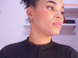 bss-naia — Camsoda recorded stream screenshot (12 Aug 2025)