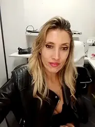 SorayaSapeca — Stripchat recorded stream image, 12.08.2025 21:10