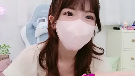 -minami- — Stripchat recorded stream screenshot (13 Aug 2025)