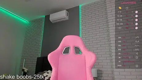 hazel_77 — Stripchat recorded stream image, 14.08.2025 03:00
