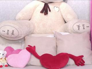 Naomi Bea — Flirt4free recorded stream screenshot (14 Feb 2025)