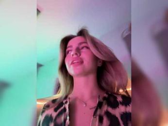 Nataliecroys — Bongacams recorded stream image, 17.08.2025 23:10