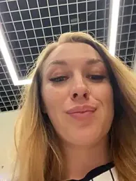 Sweet___Emily — Stripchat recorded stream image, 18.08.2025 13:10