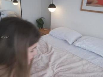 rebeccastonee — Chaturbate recorded stream image, 21.08.2025 21:10
