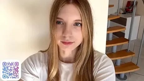 FruityXo — Stripchat recorded stream image, 22.08.2025 10:40