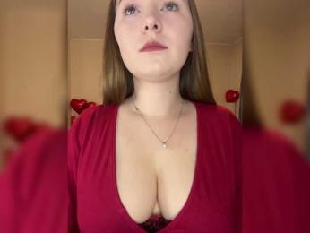 AlinaRay — Bongacams recorded stream image, 14.02.2025 14:00