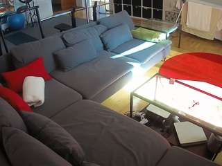 voyeurcam-julmodels-living-3 — Camsoda recorded stream image, 16.08.2025 18:30