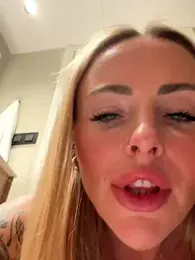 EmaSalis — Stripchat recorded stream screenshot (27 Aug 2025)