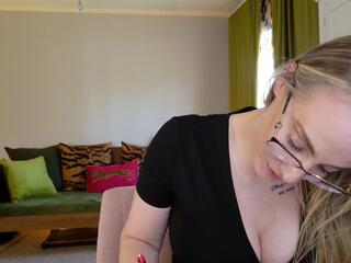 Zoey Evans — Flirt4free recorded stream screenshot (28 Aug 2025)