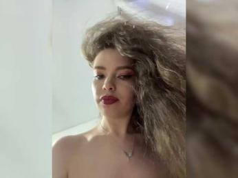 YourLadyyy — Bongacams recorded stream screenshot (14 Feb 2025)