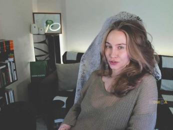 Adamova_Eva — Bongacams recorded stream image, 14.02.2025 17:30