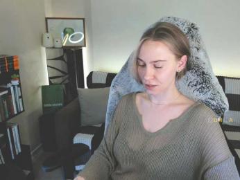 Adamova_Eva — Bongacams recorded stream image, 14.02.2025 17:30