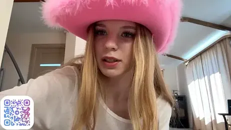 FruityXo — Stripchat recorded stream image, 31.08.2025 11:00