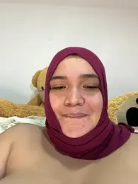 sweetmuslim01 — Stripchat recorded stream image, 14.02.2025 20:40