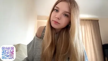 FruityXo — Stripchat recorded stream image, 08.09.2025 08:50