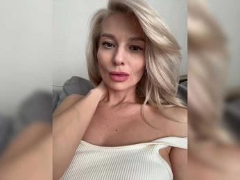 -Molly- — Bongacams recorded stream screenshot (16 Feb 2025)