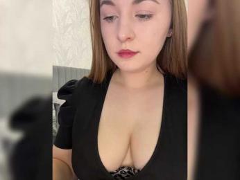 AlinaRay — Bongacams recorded stream image, 14.09.2025 19:40