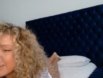 theislandgirl — Chaturbate recorded stream screenshot (15 Sep 2025)