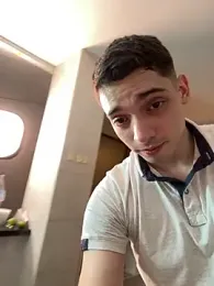 kevin_hotgirls — Stripchat recorded stream image, 16.09.2025 04:00