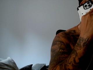 Hades — Flirt4free recorded stream screenshot (27 Jan 2025)