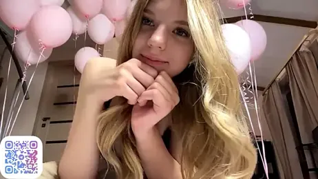 FruityXo — Stripchat recorded stream image, 17.09.2025 11:00