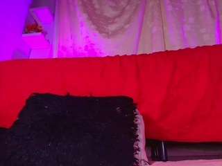 mssbombom — Camsoda recorded stream image, 17.02.2025 06:20