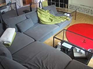 voyeurcam-julmodels-living-3 — Camsoda recorded stream image, 17.09.2025 18:00