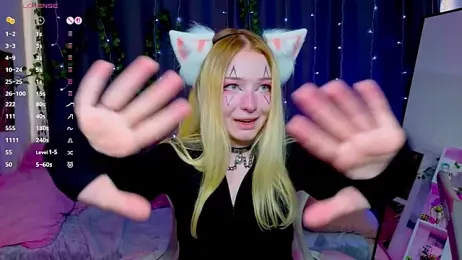 ElswythCovil — Stripchat recorded stream image, 19.09.2025 04:00