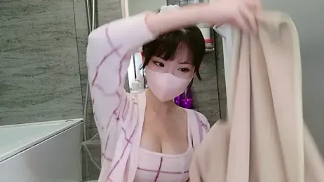 -minami- — Stripchat recorded stream screenshot (19 Sep 2025)