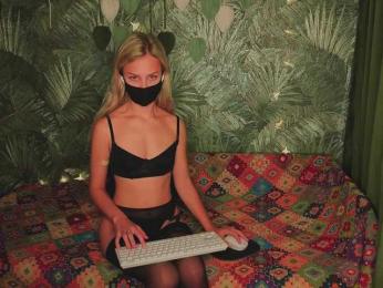 Meeeeow — Bongacams recorded stream image, 24.09.2025 21:50