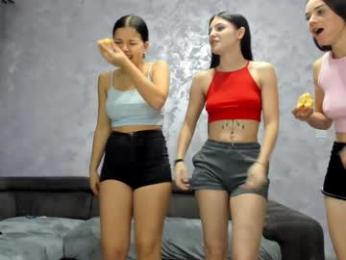 dirtygirls99 — Chaturbate recorded stream image, 26.09.2025 22:50