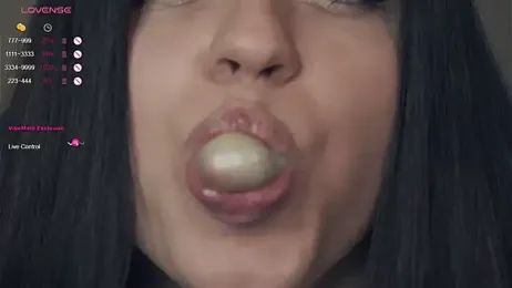 vivid_girls_vg — Stripchat recorded stream screenshot (18 Feb 2025)