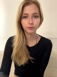 LunaRase — Stripchat recorded stream screenshot (28 Sep 2025)