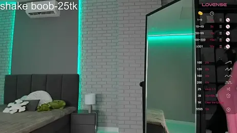 hazel_77 — Stripchat recorded stream image, 30.09.2025 09:50