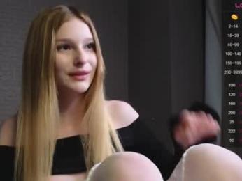 queenelia — Chaturbate recorded stream screenshot (30 Sep 2025)