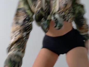 theislandgirl — Chaturbate recorded stream screenshot (30 Sep 2025)