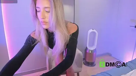Wallflowerr — Stripchat recorded stream image, 01.10.2025 18:20