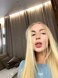 eva_m1racle_ — Stripchat recorded stream screenshot (01 Oct 2025)