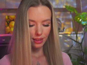 agent_blonde — Chaturbate recorded stream image, 04.10.2025 17:30